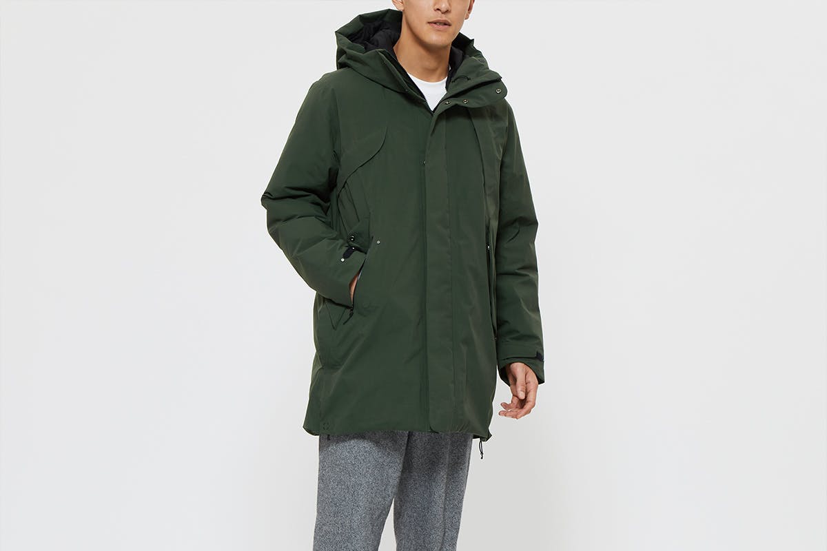 hooded spur down coat